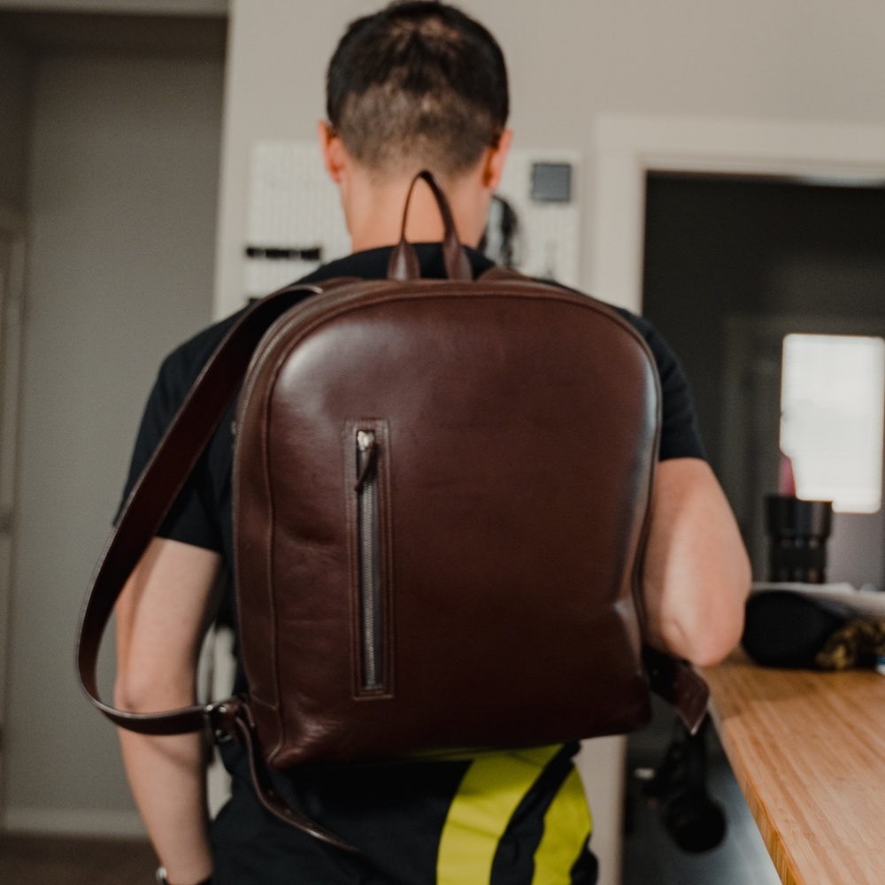 Carl Friedrik Bowen Leather Backpack - Picture 8 of 9